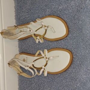 Isola Melaney Leather Thong Sandal White with Gold Hardware Gold Zipper